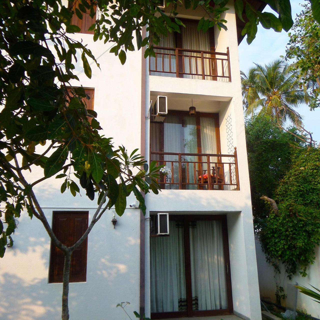 Lagoon Boutique Hotel Kanattegoda Екстериор снимка